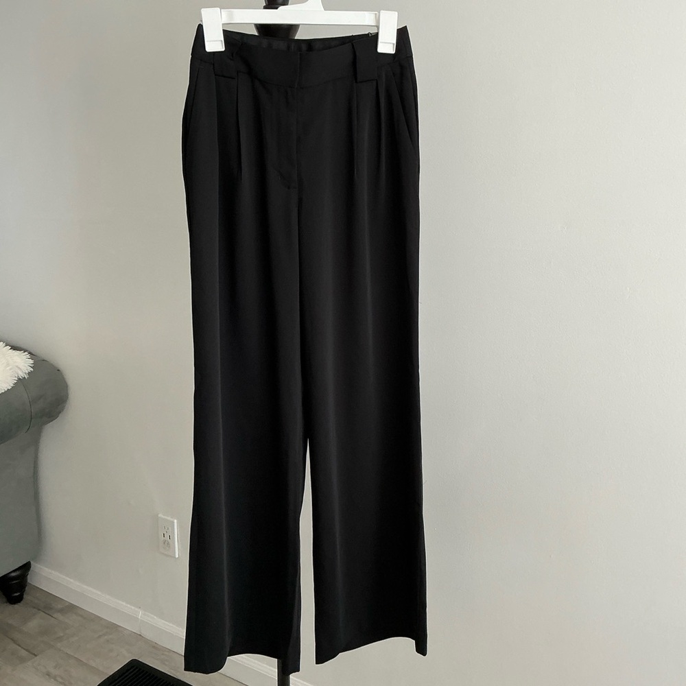 Express Stylist Wide Leg High Rise Black Pants Womens Size 2 NWT